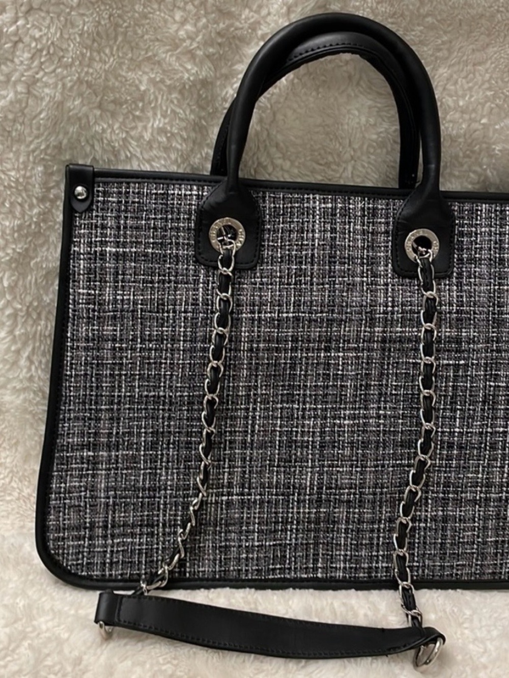 Luxury Tote Set - Picture 8 of 15